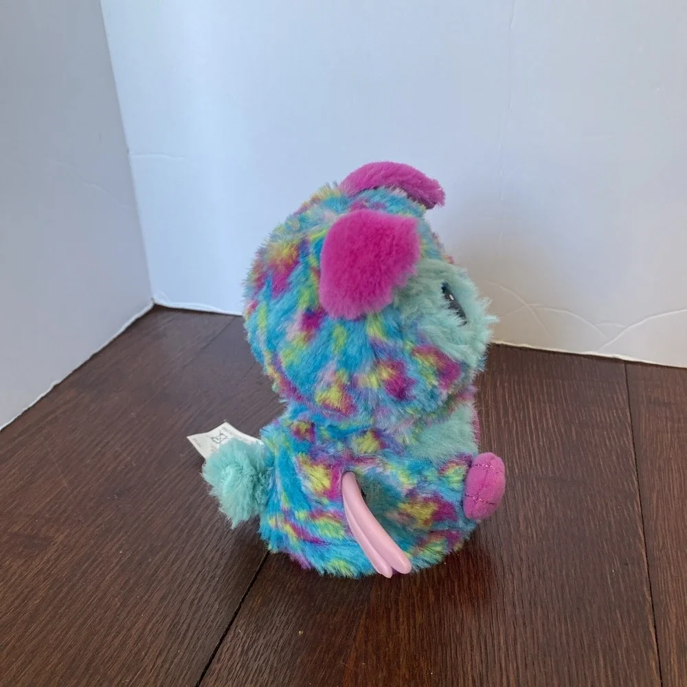 Hatchimals Pink Purple Yellow Blue Interactive Toy Working Light Up Eyes, Talks